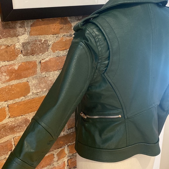 BlankNYC Green Pleather Moto Jacket - Picture 7 of 16